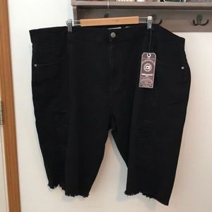 Dash Denim black shorts cutoffs, stretchy, distressed, size 48 inseam 14…